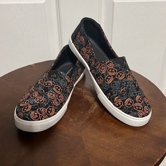 🔥TOMMY BAHAMA Halloween Black Canvas Slippers Loafers - PERFECT - Women Sz 10 - Picture 3 of 10